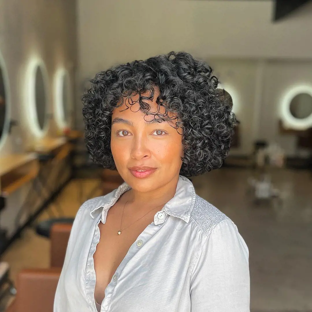 Curly Bob haircut looks beautiful on natural curly hair