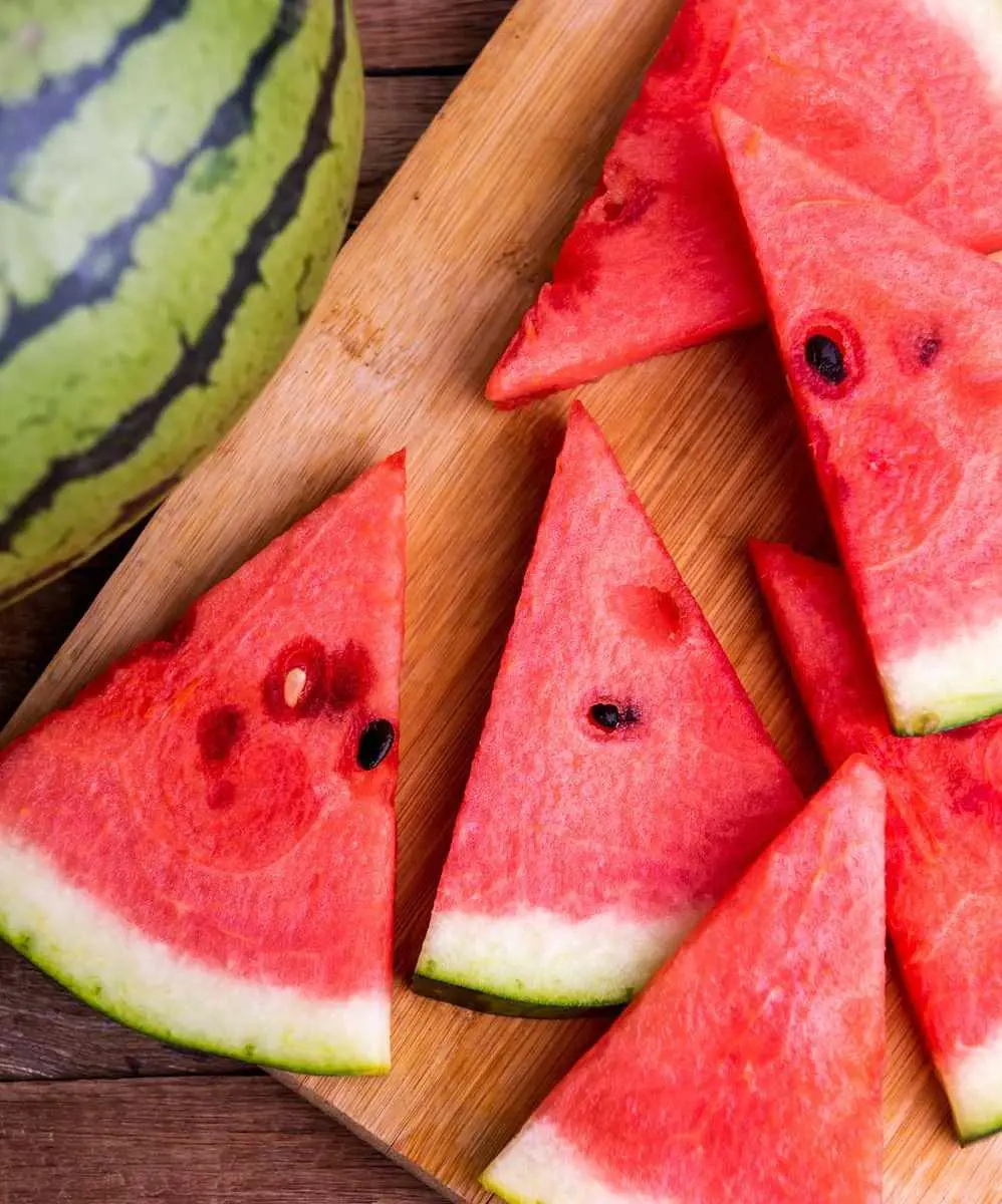 Watermelon eaters tend to exhibit a higher quality diet featuring more magnesium, potassium, vitamin A and other antioxidants